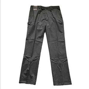 NWT Roundtree & Yorke mens dress pants.  Size 34x32